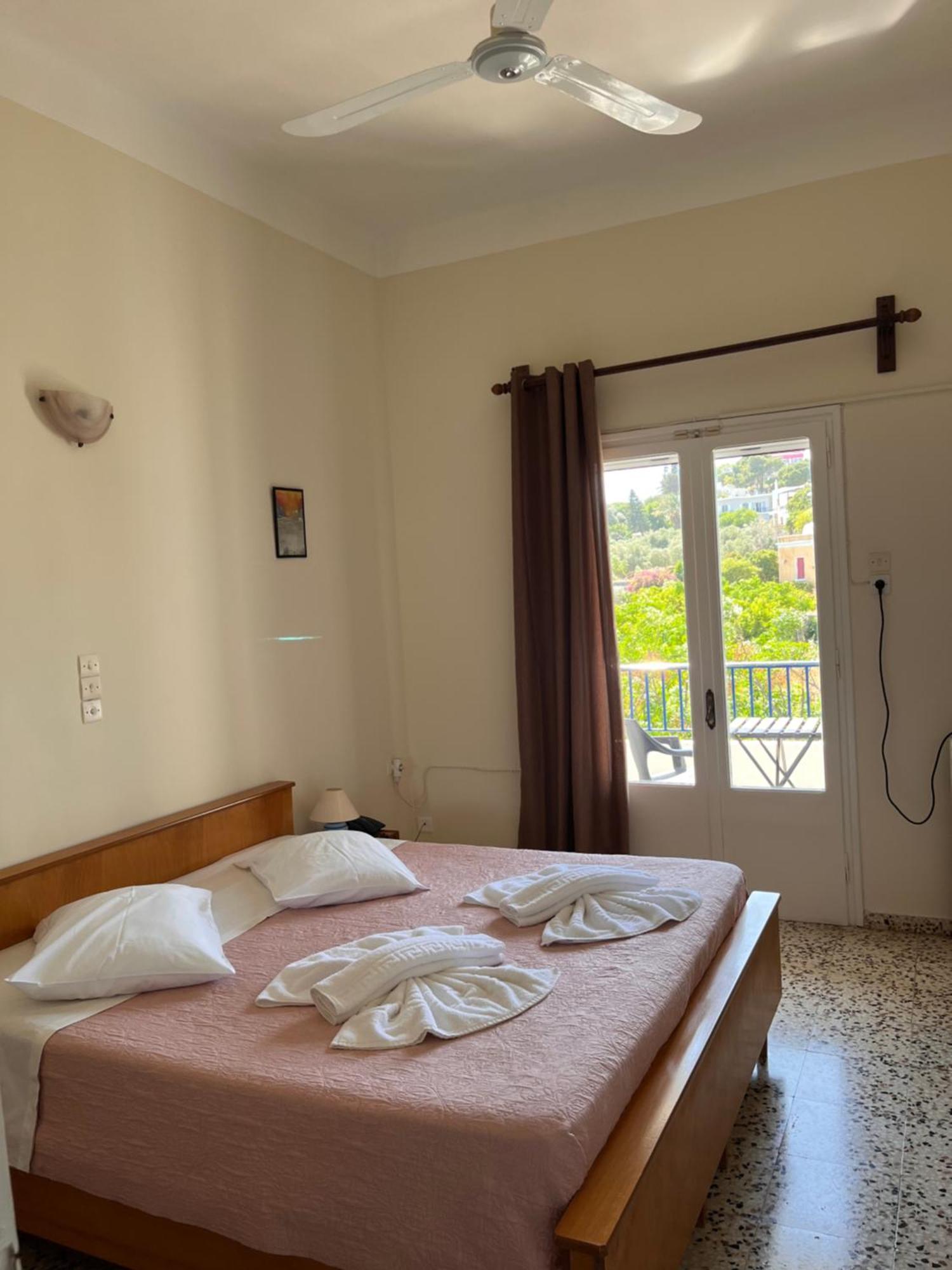 Alinda Hotel Luaran gambar
