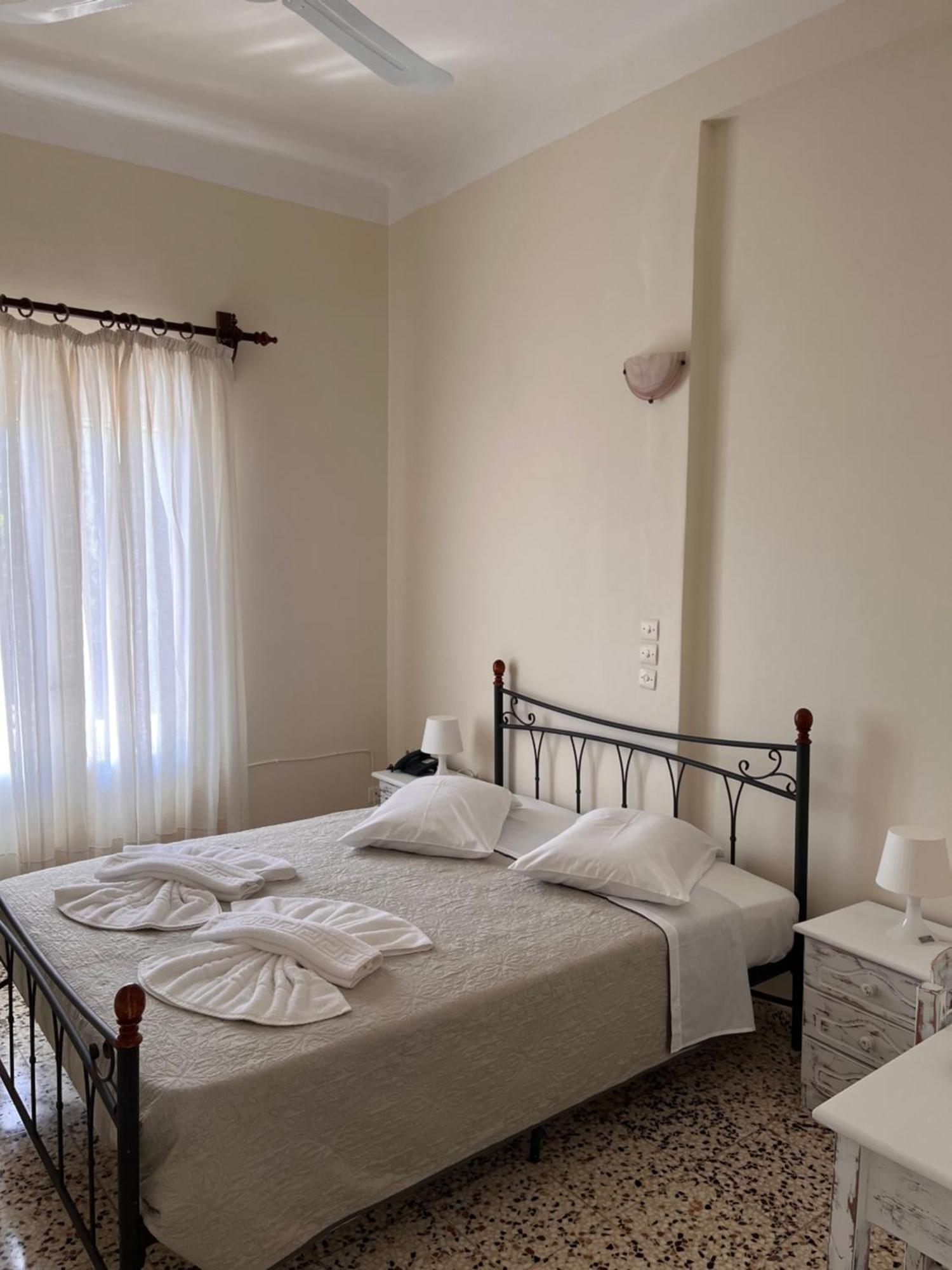 Alinda Hotel Luaran gambar
