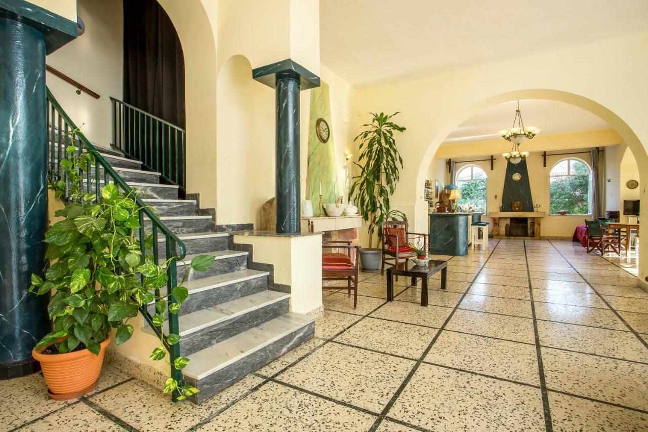 Alinda Hotel Luaran gambar